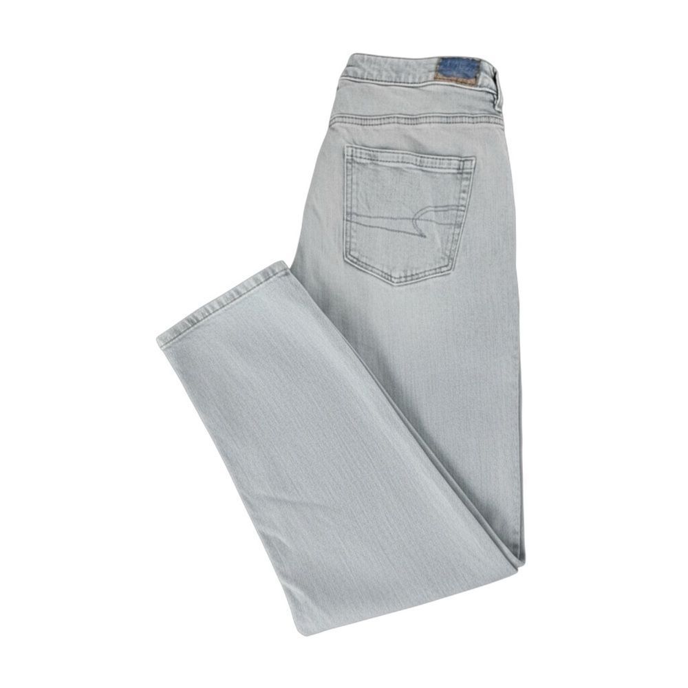 AMERICAN EAGLE OUTFITTERS Super Light Wash Blue Denim Jeans